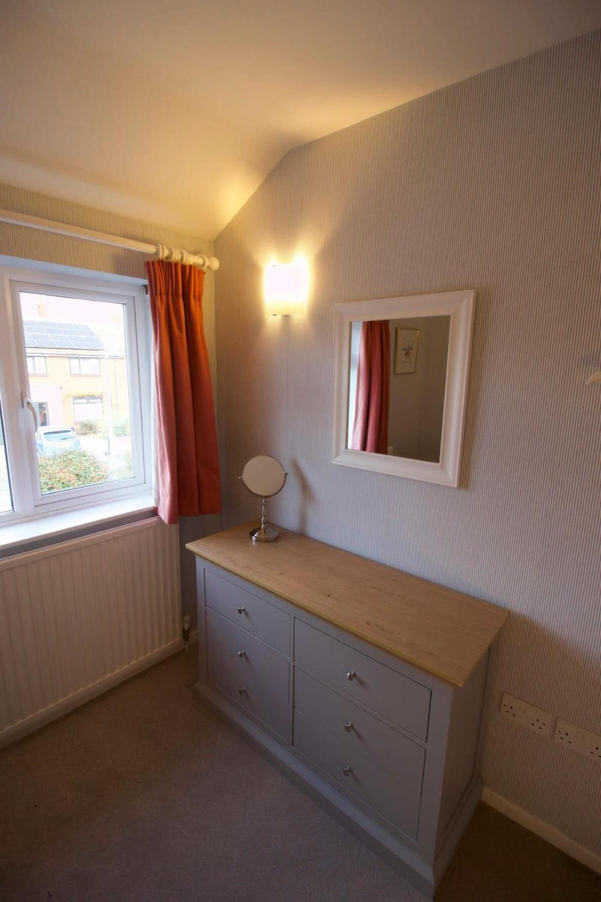 Modern 3 Bed House With Garden And Parking Rumah liburan Cambridge (Cambridgeshire)